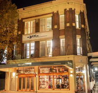 Big Hostel - Holiday Adelaide