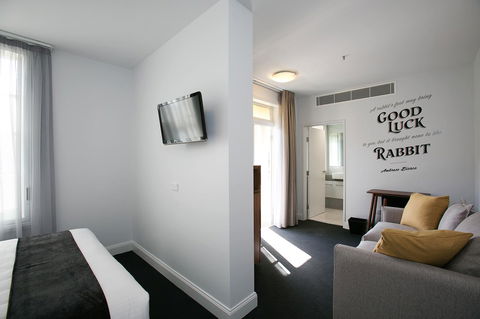 The Lucky Hotel - Holiday Adelaide 29