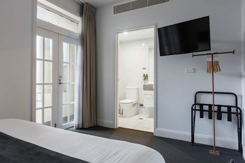 The Lucky Hotel - Holiday Adelaide 26