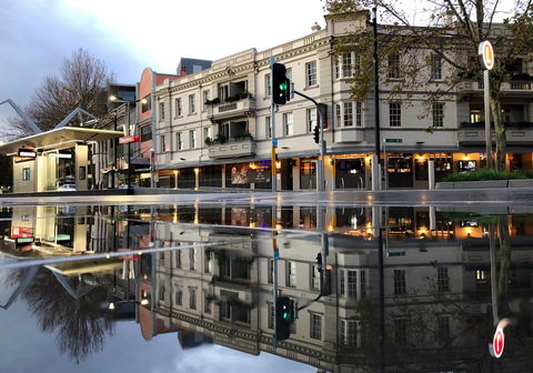 The Lucky Hotel - Holiday Adelaide 0