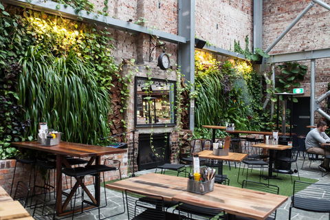 The Lucky Hotel - Holiday Adelaide 12