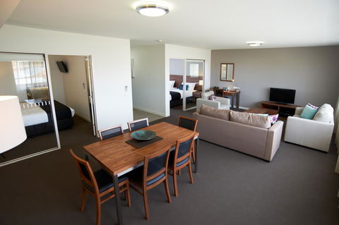 Quest Dubbo - Holiday Adelaide 18