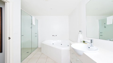 Pacific Blue, Salamander Bay - Holiday Adelaide 16