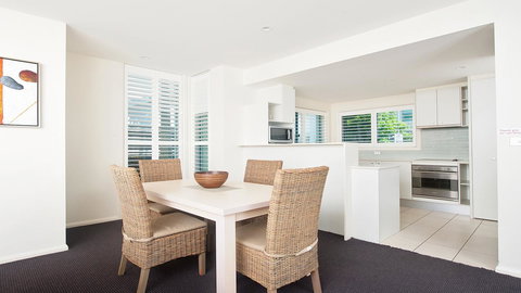 Pacific Blue, Salamander Bay - Holiday Adelaide 13