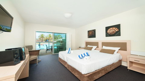 Pacific Blue, Salamander Bay - Holiday Adelaide 43