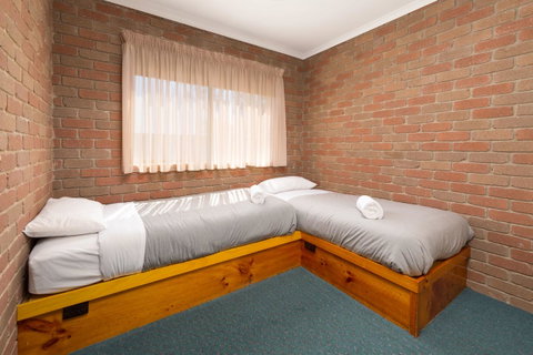 Corowa Bindaree Holiday Park - Holiday Adelaide 11