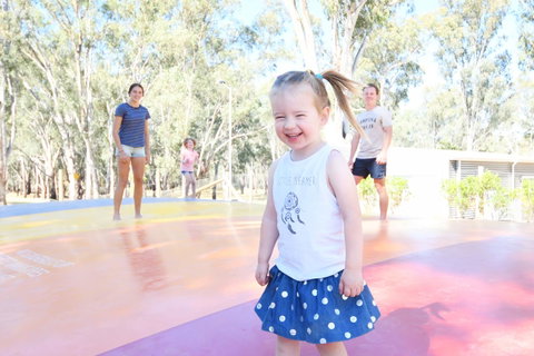 Corowa Bindaree Holiday Park - Holiday Adelaide 5