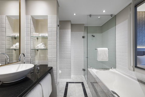 Radisson Blu Plaza Hotel Sydney - Holiday Adelaide 27