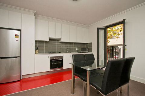 The Star Apartments - Holiday Adelaide 4