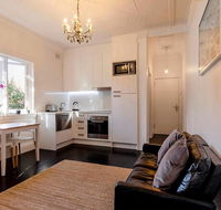 BONDI BEACH PRIME 1 Bedroom  Sunroom - Holiday Adelaide