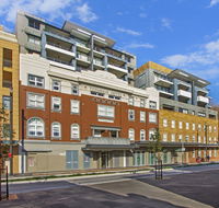 Quality Apartments City Centre Newcastle - Holiday Adelaide