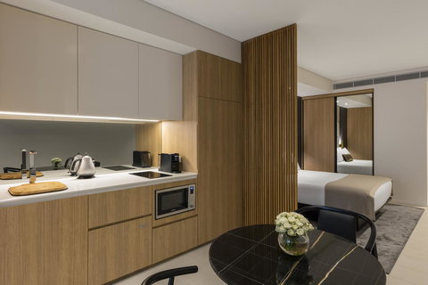 SKYE Suites Sydney - Holiday Adelaide 24