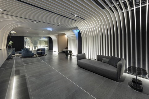 SKYE Suites Sydney - Holiday Adelaide 13