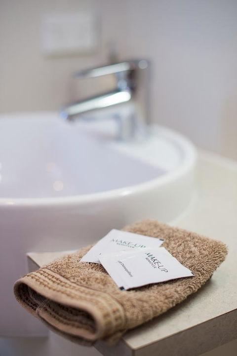 By The Beach B&B Self Contained Apartments - Holiday Adelaide 11