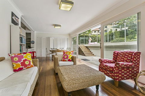 Summery, Spacious 4 Bed Home In Kurraba Point - Holiday Adelaide 0