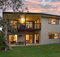Suranadi Beach House 1 - Holiday Adelaide