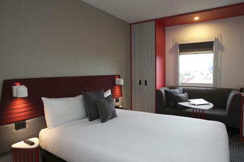 Ibis Sydney Airport - Holiday Adelaide 1