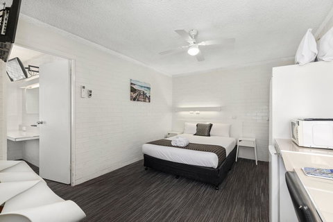 Coastal Bay Motel - Holiday Adelaide 16