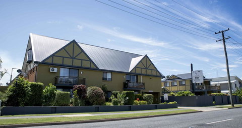 Coastal Bay Motel - Holiday Adelaide 0