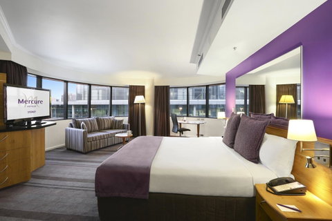 Mercure Sydney - Holiday Adelaide 1