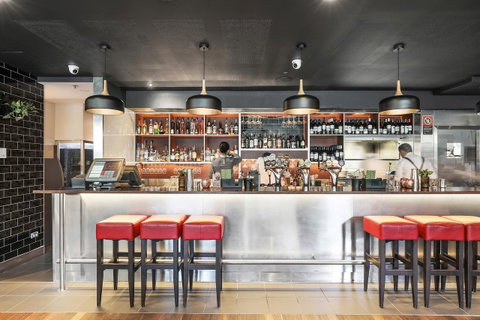 Mercure Sydney - Holiday Adelaide 16