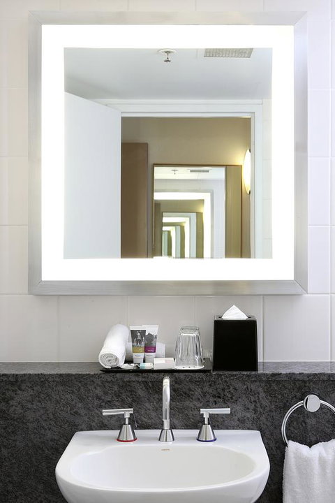 Mercure Sydney - Holiday Adelaide 36