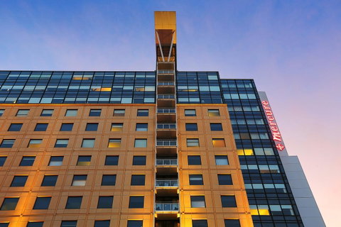 Mercure Sydney - Holiday Adelaide 19