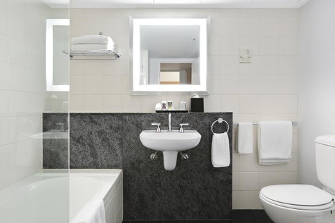 Mercure Sydney - Holiday Adelaide 28