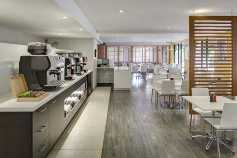 Ibis Styles Sydney Central - Holiday Adelaide 6
