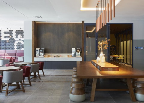 Holiday Inn Express Newcastle, An IHG Hotel - Holiday Adelaide 6