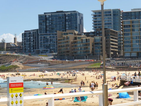 Arena Luxury Beachfront Apartment - Holiday Adelaide 13