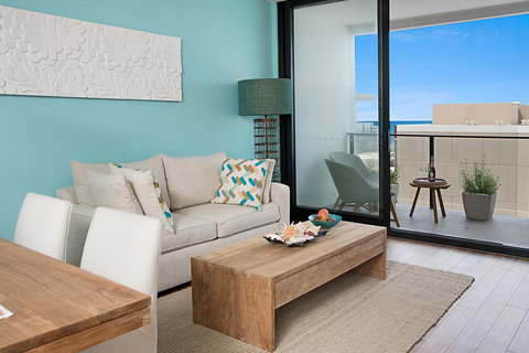 Arena Luxury Beachfront Apartment - Holiday Adelaide 44