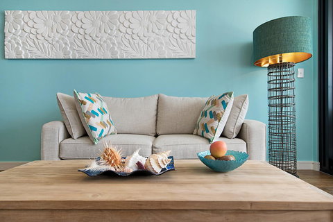 Arena Luxury Beachfront Apartment - Holiday Adelaide 11