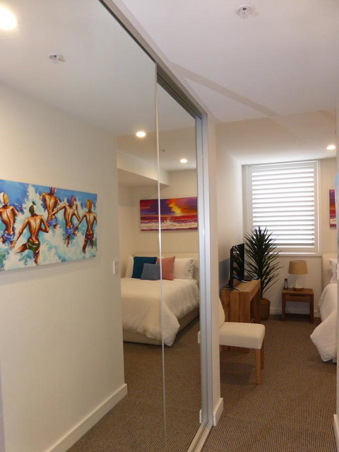 Arena Luxury Beachfront Apartment - Holiday Adelaide 28