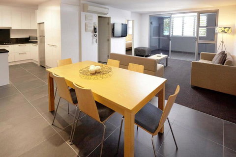 Crown On Darby Newcastle - Holiday Adelaide 28