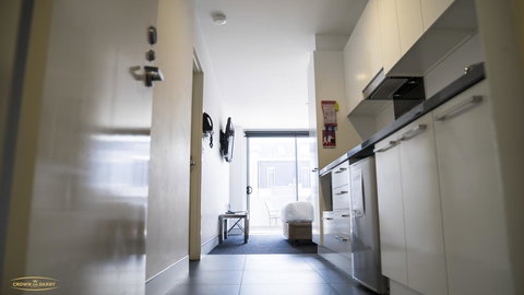 Crown On Darby Newcastle - Holiday Adelaide 21