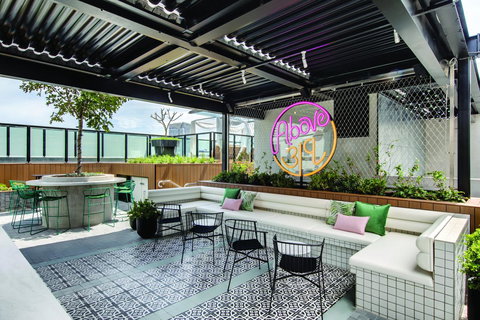 Vibe Hotel Sydney Darling Harbour - Holiday Adelaide 8