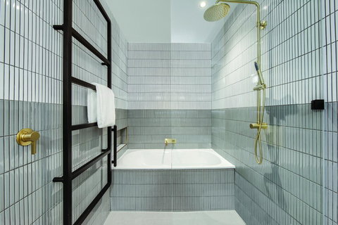 Vibe Hotel Sydney Darling Harbour - Holiday Adelaide 26