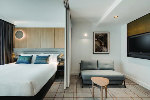 Vibe Hotel Sydney Darling Harbour - Holiday Adelaide 29