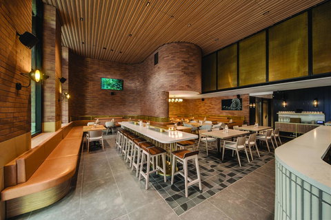 Vibe Hotel Sydney Darling Harbour - Holiday Adelaide 31