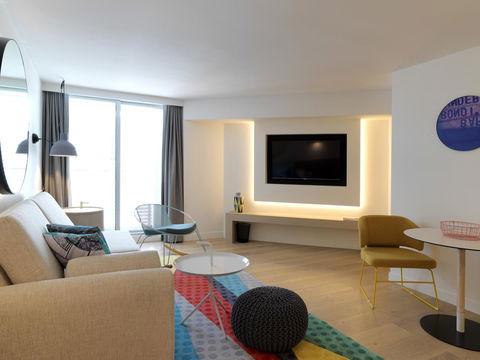 QT Bondi - Holiday Adelaide 12