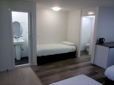 Appin Village Motel - Holiday Adelaide 15