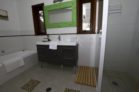 The Point - Exceptional - Holiday Adelaide 29