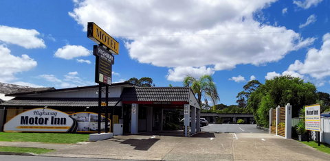 Highway Motor Inn Taree - Holiday Adelaide 3