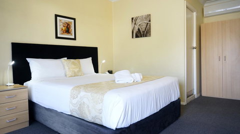 Highway Motor Inn Taree - Holiday Adelaide 15