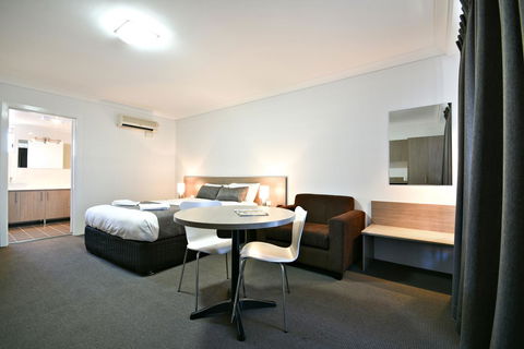 The Aberdeen Motel - Holiday Adelaide 2