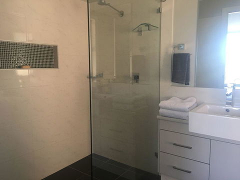 Sydney Amazing Holiday Home Bridal BnB - Holiday Adelaide 12