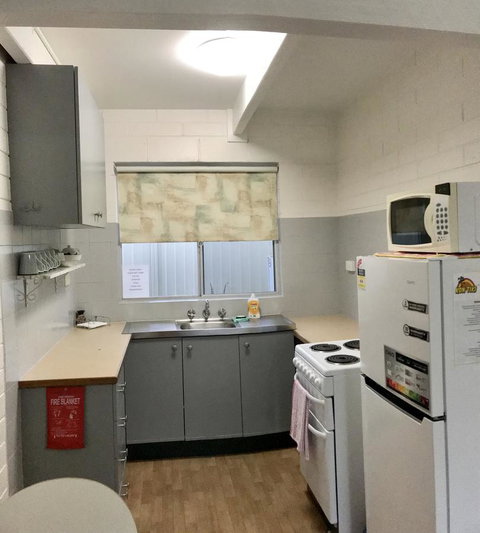 Kon Tiki Apartments - Holiday Adelaide 12