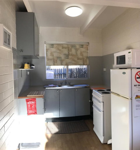 Kon Tiki Apartments - Holiday Adelaide 17