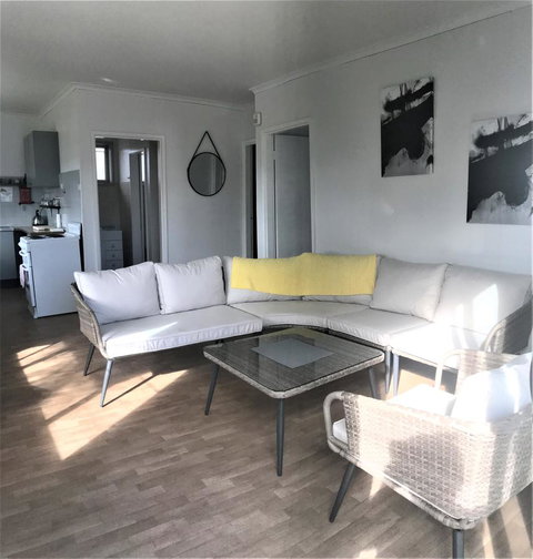 Kon Tiki Apartments - Holiday Adelaide 3